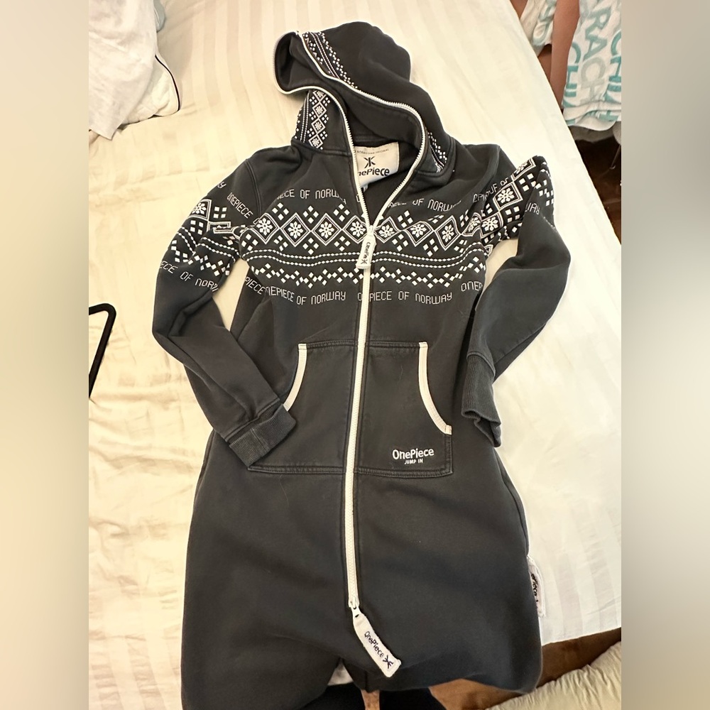 Onepiece Charcoal Jumpsuit with White Nordic Design